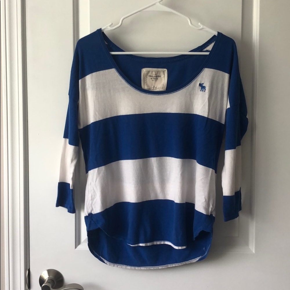 ⭐️ RETRO Abercrombie Tee ⭐️